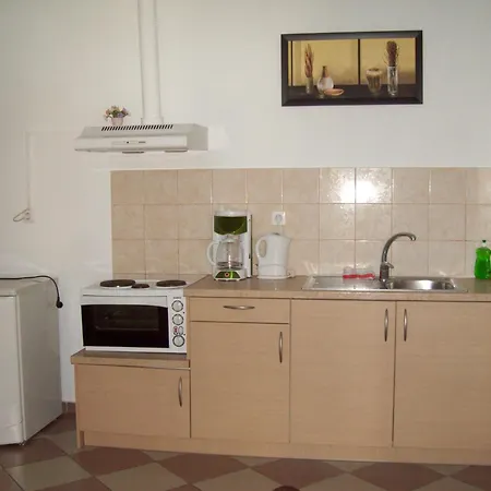 Apartament Oasis 1 *